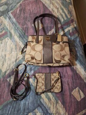 Coach Signature Tote Bag Set w/ Crossbody Strap & Matching Wristlet